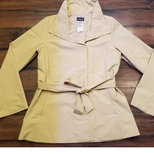 NWOT Patagonia Women's Rain Jacket ☔️